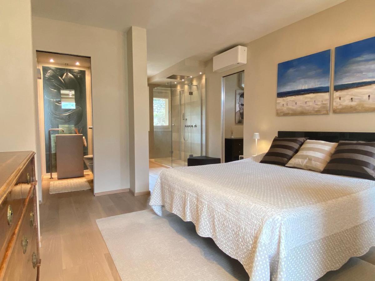 Design&Mountain view bedroom Aosta Buitenkant foto
